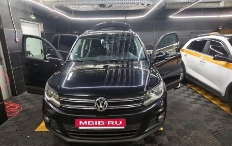 Volkswagen Tiguan I, 2011 год, 700 000 рублей, 10 фотография