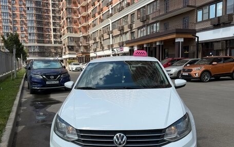 Volkswagen Polo VI (EU Market), 2019 год, 1 250 000 рублей, 2 фотография