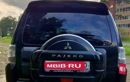 Mitsubishi Pajero IV, 2013 год, 2 400 000 рублей, 4 фотография