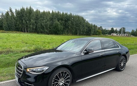 Mercedes-Benz S-Класс, 2023 год, 13 300 000 рублей, 3 фотография