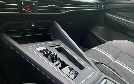 Volkswagen Golf VIII, 2022 год, 1 800 000 рублей, 10 фотография