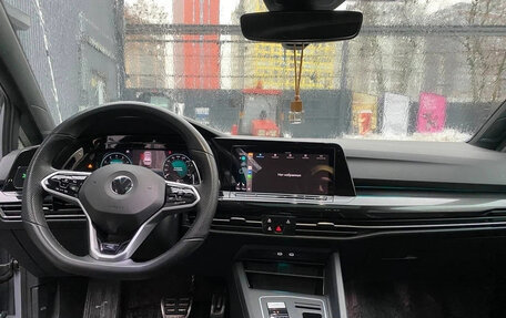 Volkswagen Golf VIII, 2022 год, 1 800 000 рублей, 11 фотография