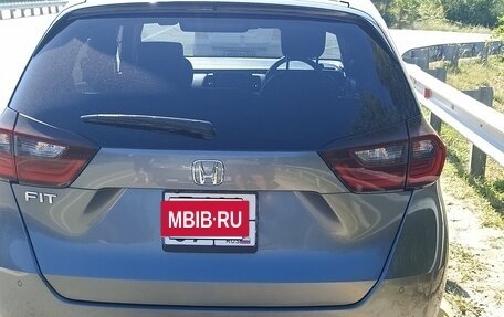 Honda Fit, 2020 год, 1 450 000 рублей, 2 фотография