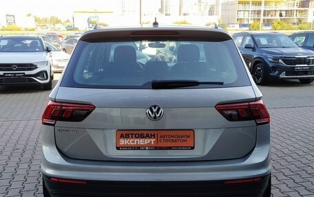 Volkswagen Tiguan II, 2018 год, 2 119 000 рублей, 5 фотография
