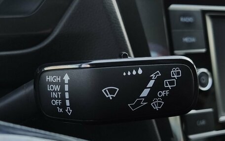 Volkswagen Tiguan II, 2018 год, 2 119 000 рублей, 11 фотография