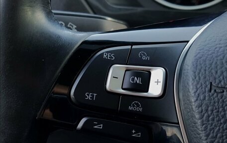 Volkswagen Tiguan II, 2018 год, 2 119 000 рублей, 10 фотография