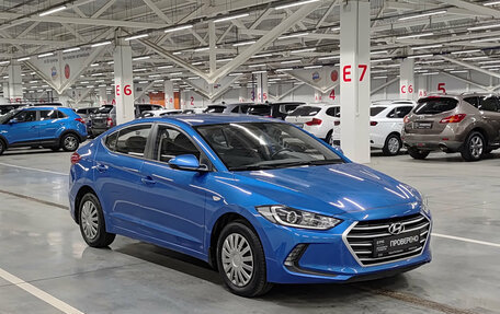 Hyundai Elantra VI рестайлинг, 2017 год, 1 365 000 рублей, 7 фотография
