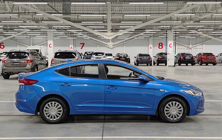 Hyundai Elantra VI рестайлинг, 2017 год, 1 365 000 рублей, 8 фотография