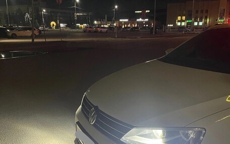Volkswagen Jetta VI, 2015 год, 900 000 рублей, 8 фотография