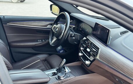 BMW 5 серия, 2019 год, 3 950 000 рублей, 8 фотография