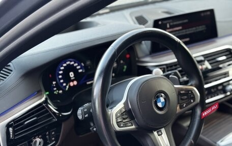 BMW 5 серия, 2019 год, 3 950 000 рублей, 13 фотография