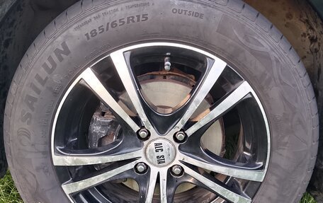 Hyundai Solaris II рестайлинг, 2013 год, 820 000 рублей, 17 фотография