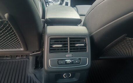 Audi A4, 2020 год, 4 500 000 рублей, 20 фотография
