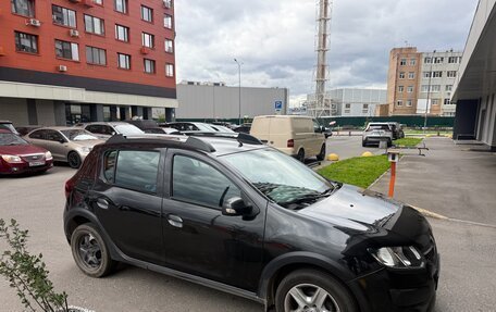 Renault Sandero II рестайлинг, 2017 год, 1 200 000 рублей, 2 фотография