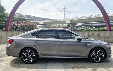 Skoda Octavia IV, 2022 год, 2 250 000 рублей, 7 фотография