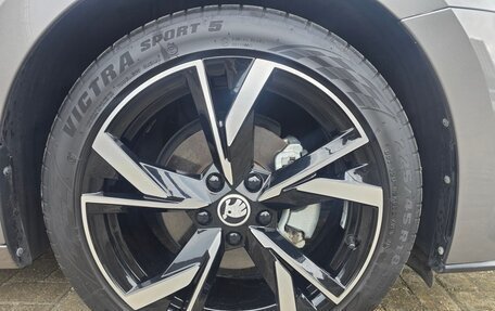 Skoda Octavia IV, 2022 год, 2 250 000 рублей, 16 фотография