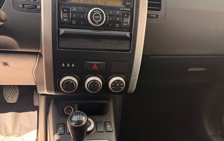 Nissan X-Trail, 2010 год, 1 040 000 рублей, 17 фотография