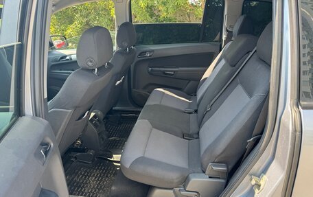 Opel Zafira B, 2010 год, 745 000 рублей, 10 фотография