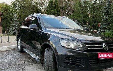 Volkswagen Touareg III, 2013 год, 2 279 000 рублей, 2 фотография