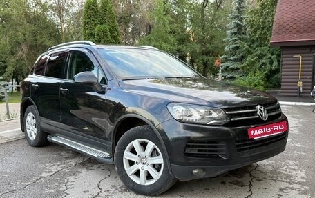 Volkswagen Touareg III, 2013 год, 2 279 000 рублей, 4 фотография