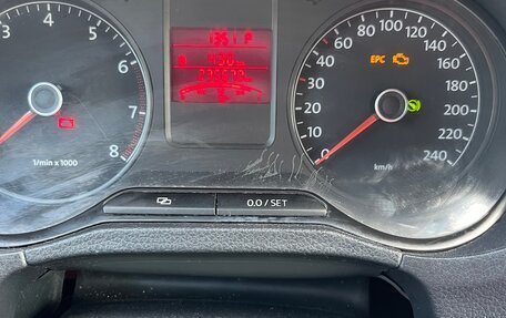 Volkswagen Polo VI (EU Market), 2012 год, 750 000 рублей, 11 фотография
