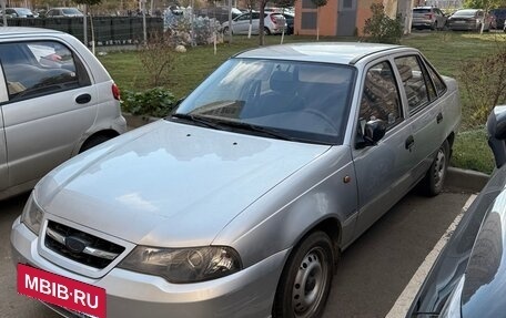Daewoo Nexia I рестайлинг, 2010 год, 400 000 рублей, 5 фотография