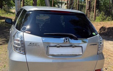Honda Fit Shuttle I рестайлинг, 2012 год, 850 000 рублей, 4 фотография