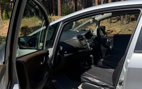 Honda Fit Shuttle I рестайлинг, 2012 год, 850 000 рублей, 29 фотография