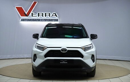 Toyota RAV4, 2022 год, 4 150 000 рублей, 2 фотография