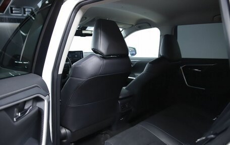 Toyota RAV4, 2022 год, 4 150 000 рублей, 11 фотография