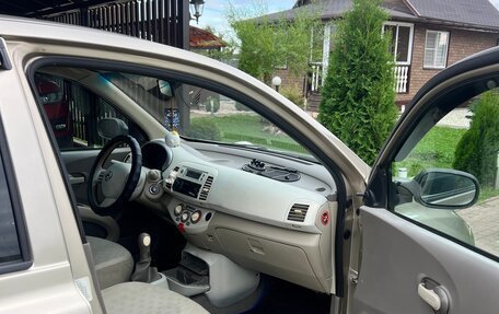 Nissan Micra III, 2004 год, 350 000 рублей, 14 фотография