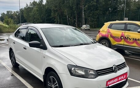 Volkswagen Polo VI (EU Market), 2010 год, 575 000 рублей, 3 фотография