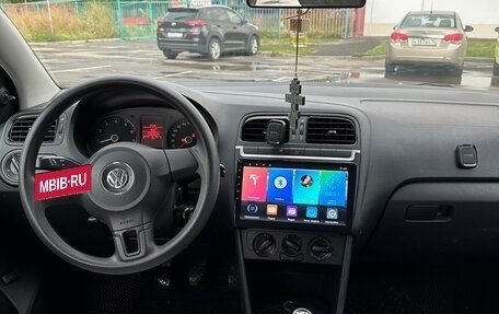 Volkswagen Polo VI (EU Market), 2010 год, 575 000 рублей, 9 фотография