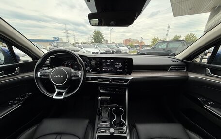 KIA K5, 2021 год, 2 390 000 рублей, 10 фотография