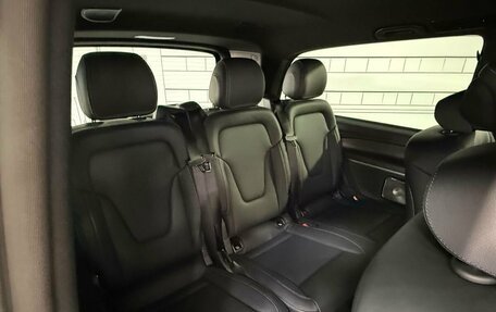 Mercedes-Benz V-Класс, 2026 год, 14 800 000 рублей, 30 фотография
