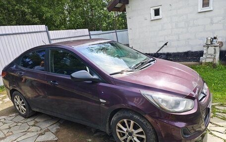 Hyundai Solaris II рестайлинг, 2011 год, 350 000 рублей, 12 фотография