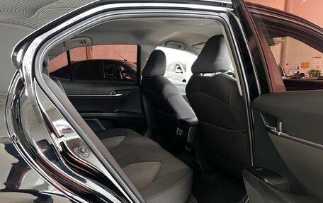 Toyota Camry, 2022 год, 2 250 000 рублей, 12 фотография