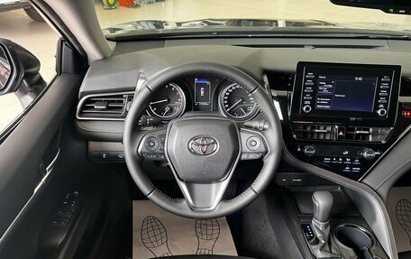 Toyota Camry, 2022 год, 2 250 000 рублей, 8 фотография