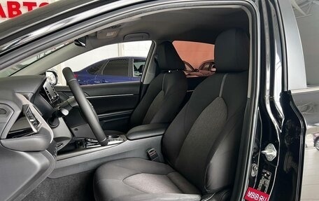 Toyota Camry, 2022 год, 2 250 000 рублей, 5 фотография
