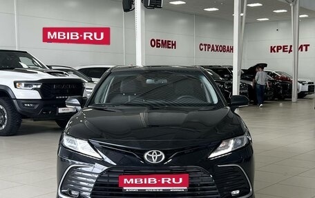 Toyota Camry, 2022 год, 2 250 000 рублей, 16 фотография