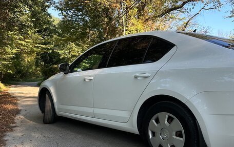 Skoda Octavia, 2018 год, 1 100 000 рублей, 3 фотография