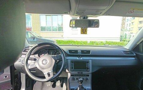 Volkswagen Passat B7, 2012 год, 1 050 000 рублей, 26 фотография