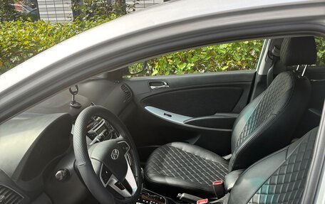 Hyundai Solaris II рестайлинг, 2012 год, 630 000 рублей, 5 фотография