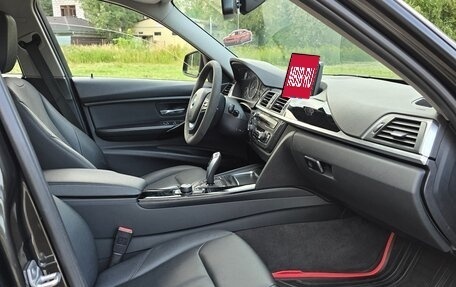 BMW 3 серия, 2015 год, 1 700 000 рублей, 14 фотография