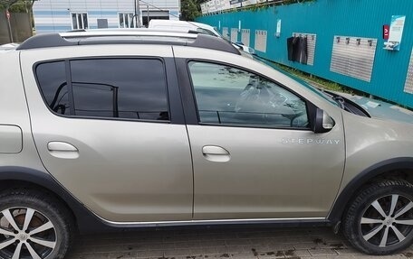 Renault Sandero II рестайлинг, 2015 год, 720 000 рублей, 6 фотография