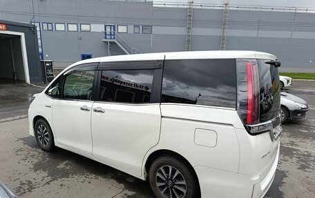 Toyota Esquire I, 2017 год, 2 000 000 рублей, 3 фотография