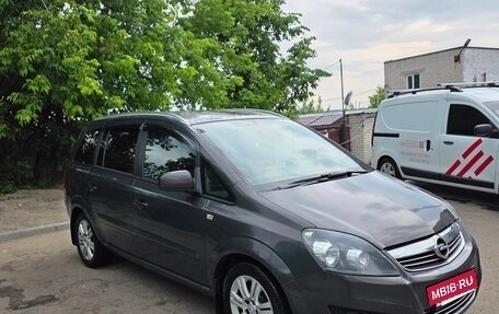 Opel Zafira B, 2012 год, 700 000 рублей, 5 фотография