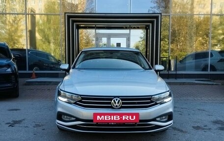 Volkswagen Passat B8 рестайлинг, 2020 год, 2 359 000 рублей, 2 фотография