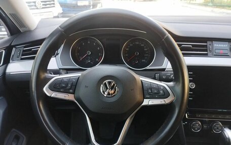 Volkswagen Passat B8 рестайлинг, 2020 год, 2 359 000 рублей, 19 фотография