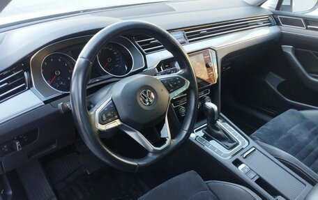 Volkswagen Passat B8 рестайлинг, 2020 год, 2 359 000 рублей, 16 фотография